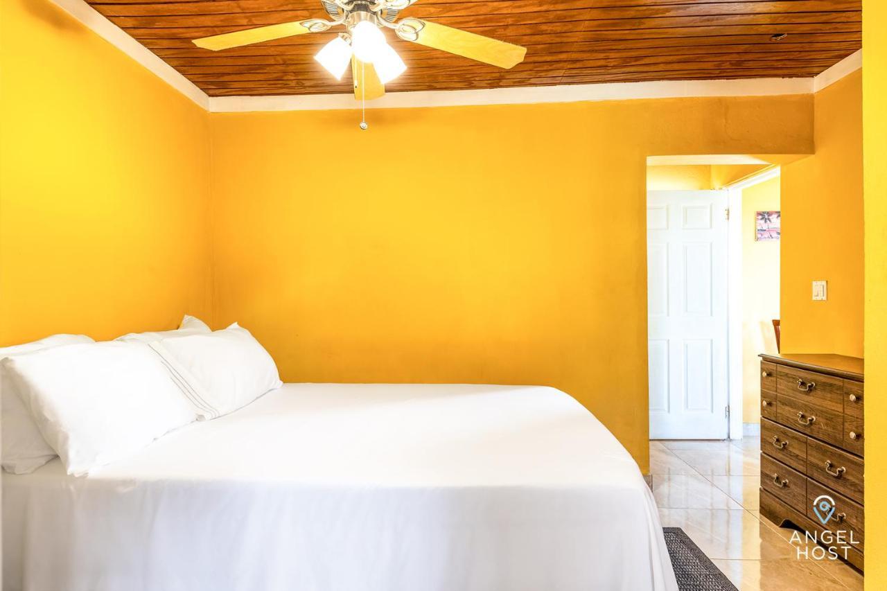 Chalk Sound Beach Residences Near Sapodilla Bay Beach By Angel Host! Taylor Bay Beach Dış mekan fotoğraf